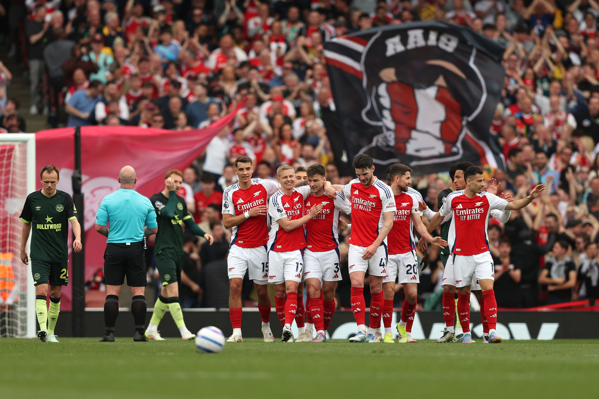 快船131-90国王迎4利好！尼德豪泽奠定地位，科林斯+大洛效果拉满