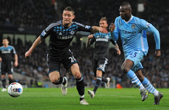 19投10中独砍30+8+8，詹姆斯主宰战局，夺回球权稳过东契奇