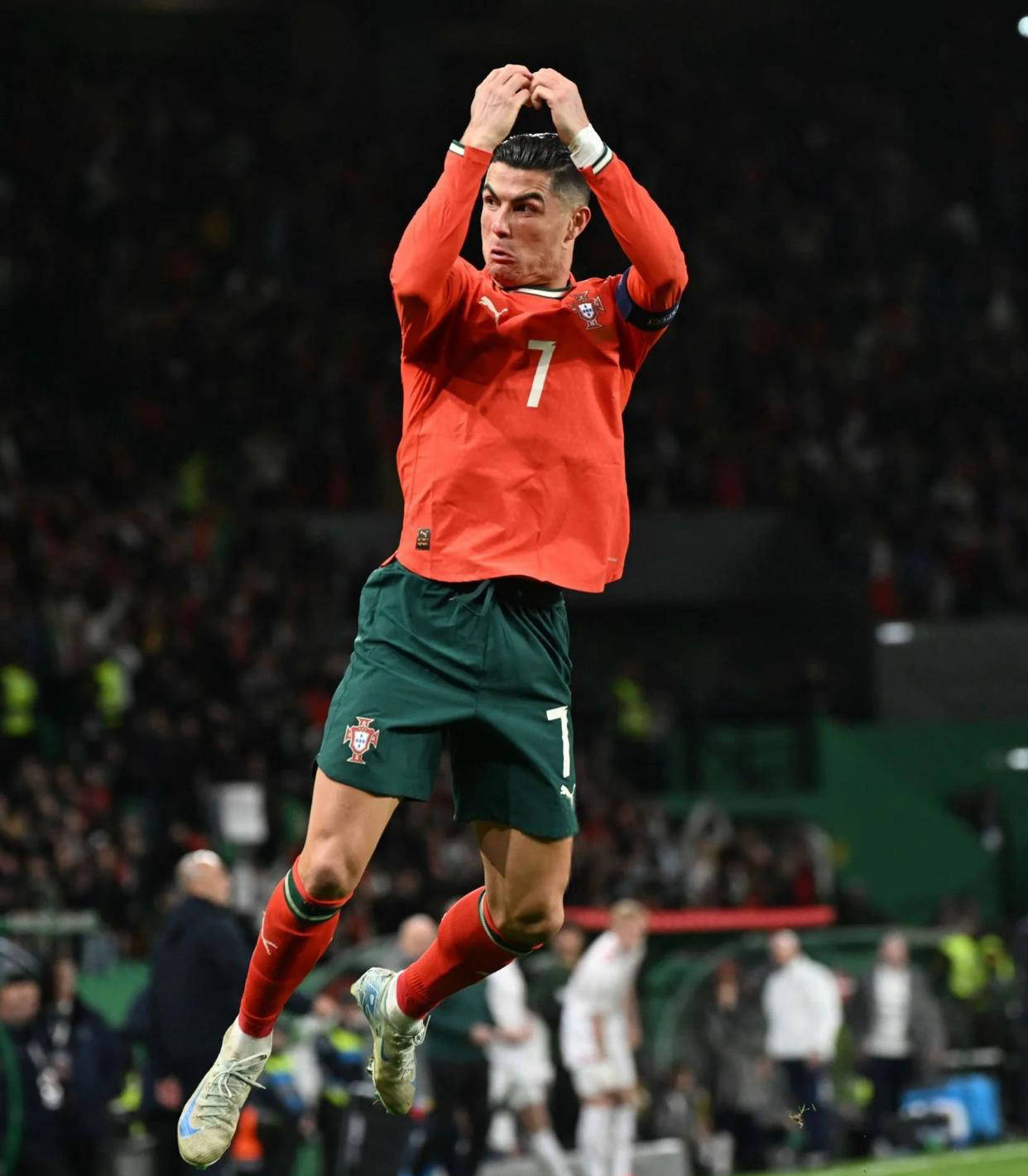 综合体育赛前信息整合 提供全面对阵背景