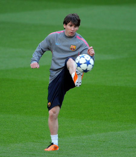 曼联寻找救火教练 阿莫林替代者 最热门人选浮现 两优势无人能及